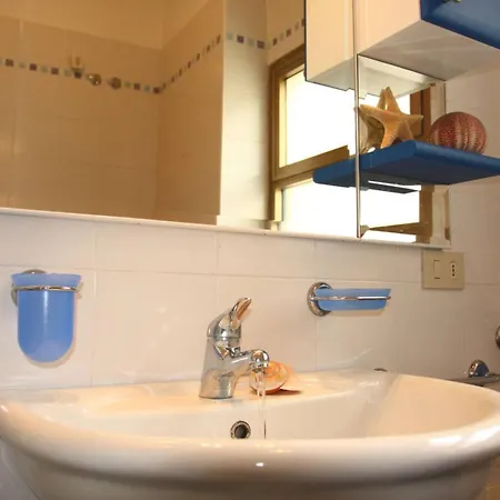 شقة Two-bedroom Flat With Sea View In *