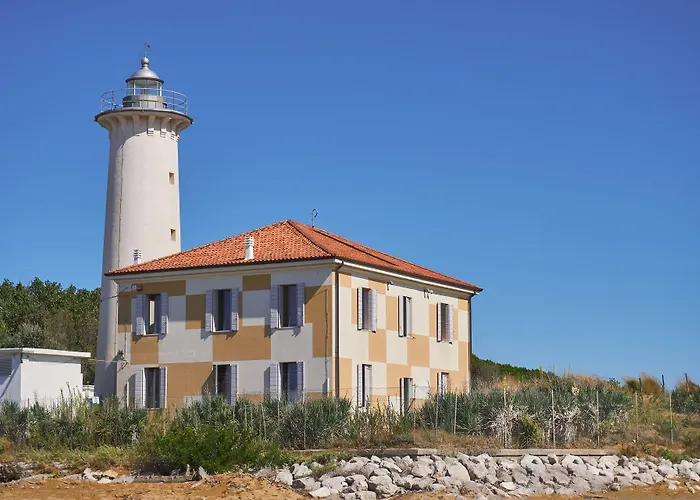 Διαμέρισμα Two- Bedroom Flat With Sea View In *