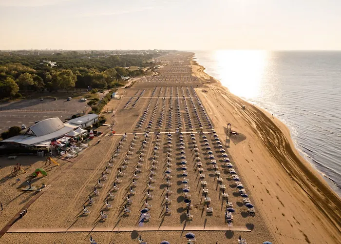 Two- Bedroom Flat With Sea View In *