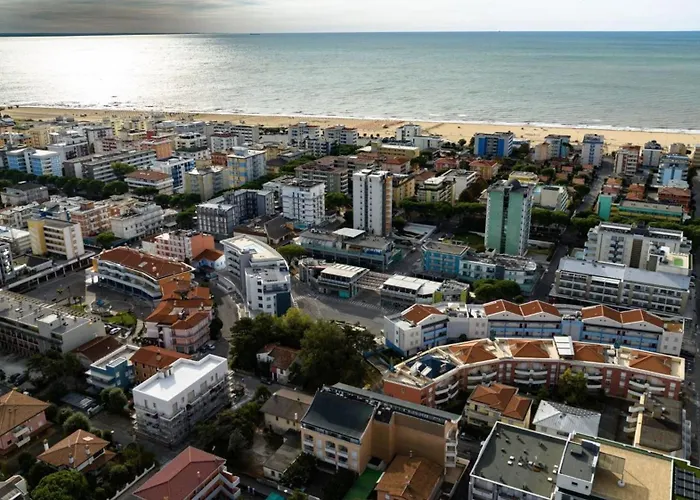 Two- Bedroom Flat With Sea View In Διαμέρισμα